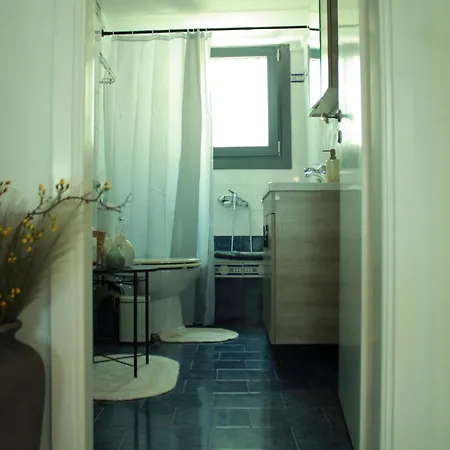 Apartment Euphoria - Endless View *